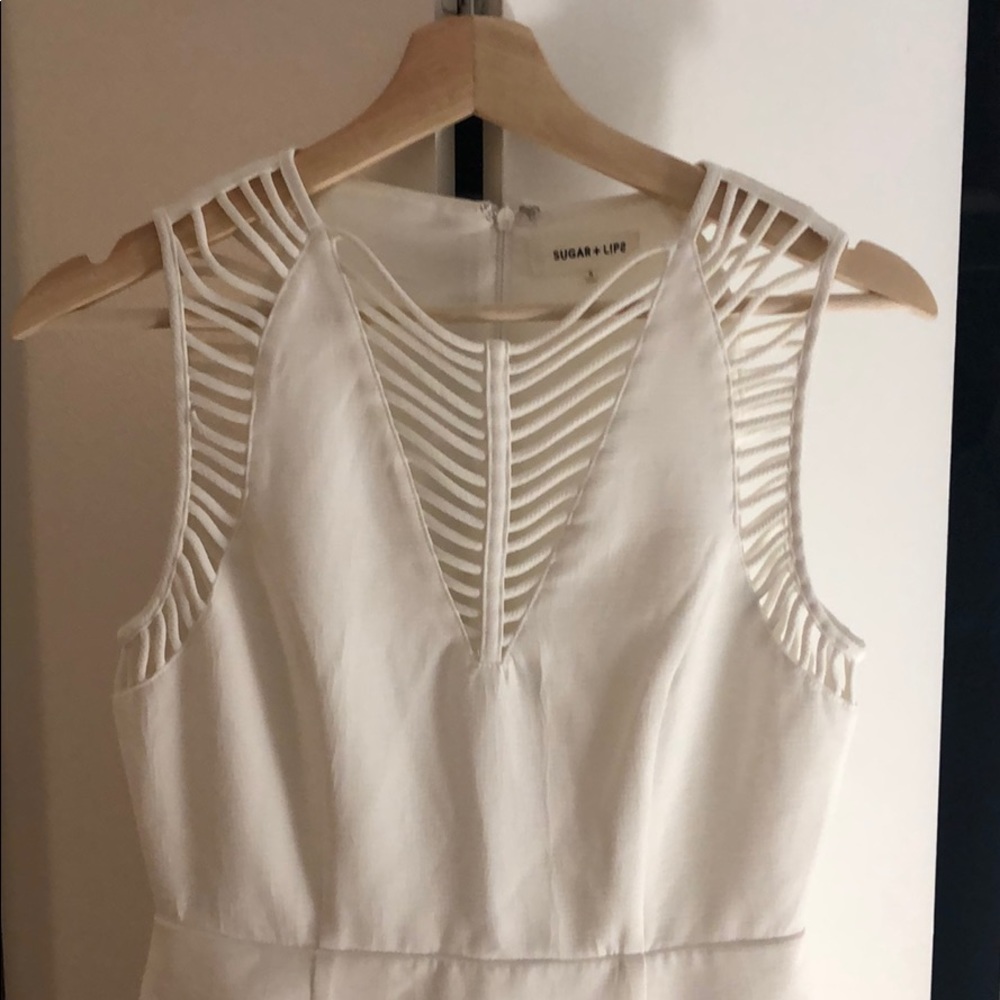 White trendy dress - Picture 2 of 3